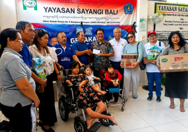 Kunjungan Kasih Demokrat Bali ke Yayasan Sayangi Bali, 15 Bayi Terlantar dan Anak Disabilitas Dapat Perhatian