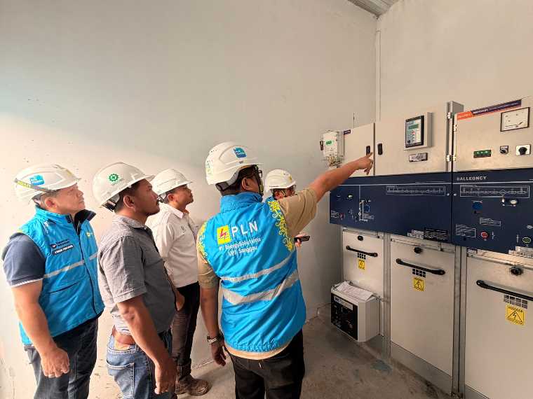 PLN UP3 Sanggau Nyalakan Listrik 555.000 VA untuk Pabrik Sawit PT Agrina, Target Produksi CPO Lebih Stabil