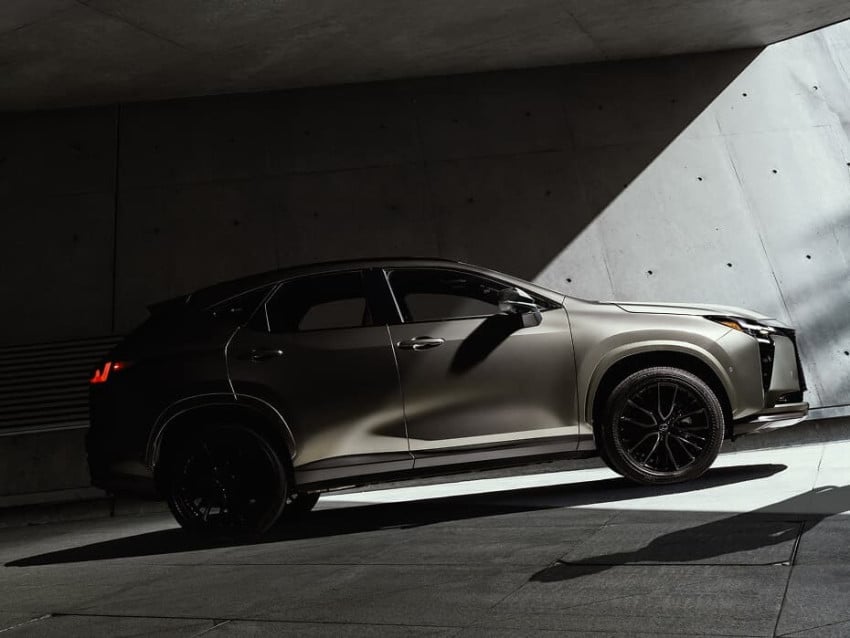 Lexus NX 2026 Resmi Diperkenalkan: Hybrid Baru Lebih Irit, PHEV Lebih Cepat Isi Daya