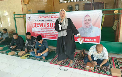 Warga Bungus Timur Usulkan Betonisasi Jalan Sarasah 400 Meter ke Dewi Susanti saat Reses DPRD Padang