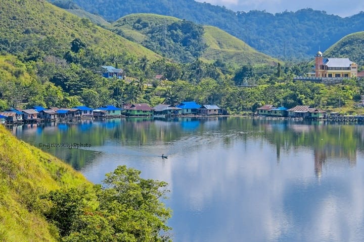Analisis AHP Ungkap Kampung Yoboi Prioritas Utama Atasi Anak Putus Sekolah di Tepi Danau Sentani, Ekonomi Keluarga Jadi Faktor Dominan