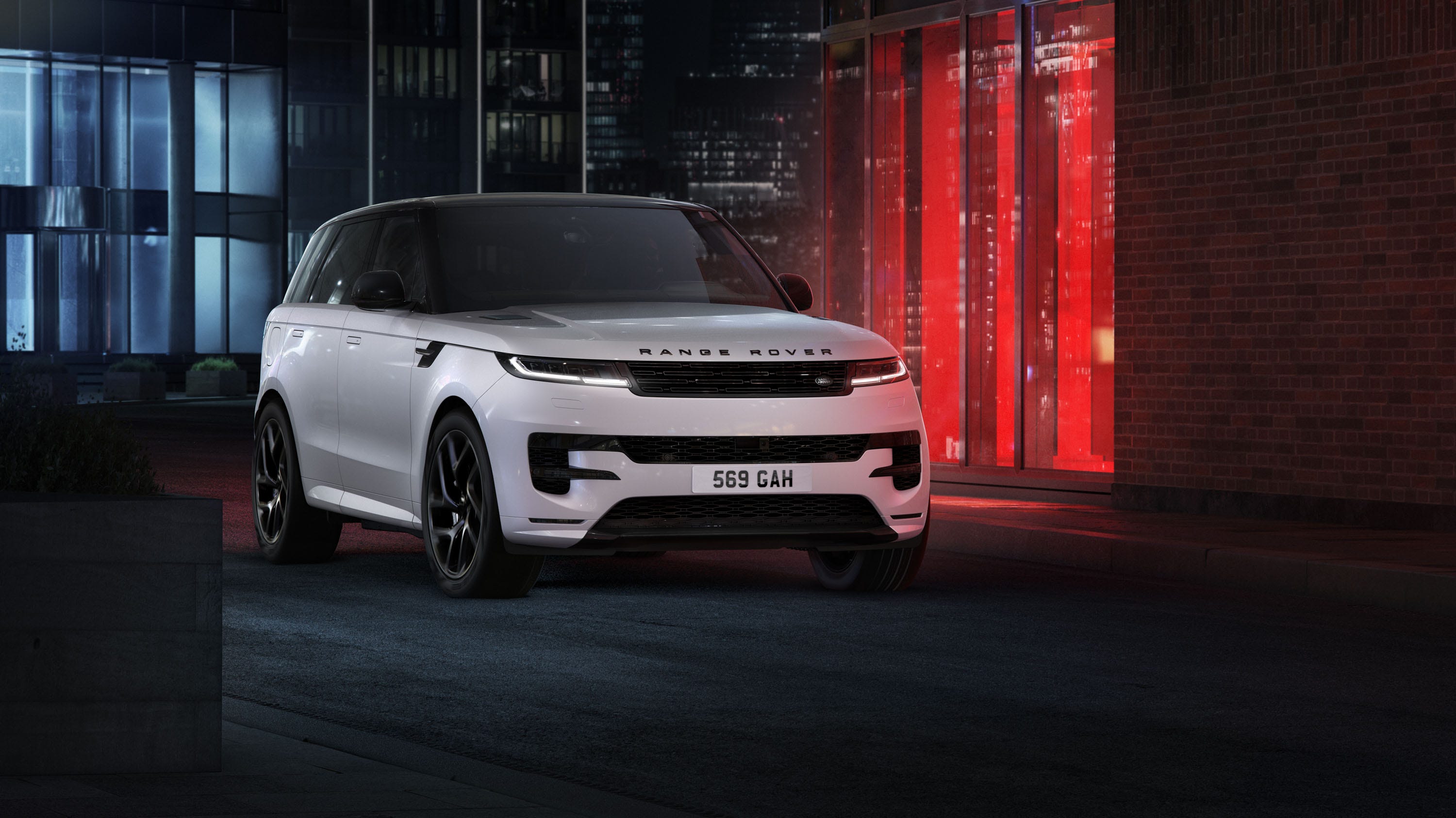 Review Range Rover Sport Hybrid 2027: Jarak Tempuh Listrik 54 Km, Harga Mulai Rp 3,9 Miliar