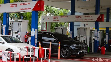 Komparasi Harga BBM Pertamina vs Swasta: Shell dan BP Kerek Varian Diesel