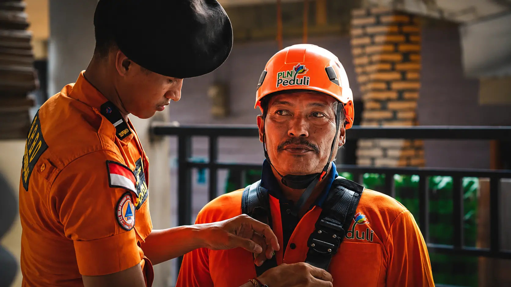Antisipasi Longsor di Deli Serdang, PLN UID Sumut Bentuk Desa Tangguh Bencana dan Pasang 15 Rambu Evakuasi