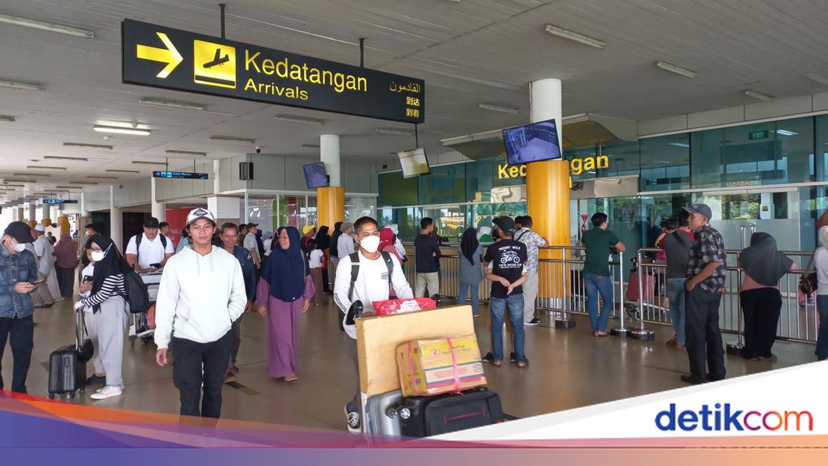 7 Penerbangan Jambi-Jakarta Dibatalkan Akibat Abu Vulkanik Gunung Anak Krakatau, 1.049 Penumpang Terdampak