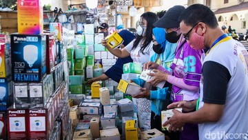 Harga Masker Naik Saat Abu Vulkanik Krakatau, Dokter Paru Ingatkan Empati