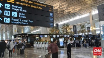 Garuda Setop Penerbangan di 3 Bandara Imbas Abu Krakatau