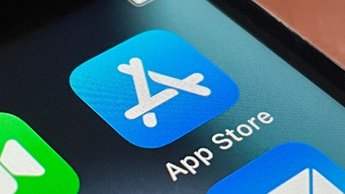 Phil Schiller Mundur dari App Store Imbas Rencana Monetisasi Apple
