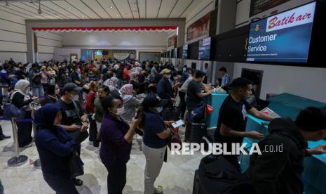 Bandara Soetta Dilanda Abu Vulkanik Anak Krakatau, 166 Ribu Penumpang Terdampak