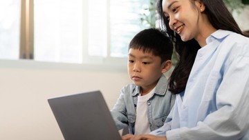 Hujan Abu Anak Krakatau: Sekolah Jakarta Wajib PJJ, Ini Aturan dan Cara Jaga Anak