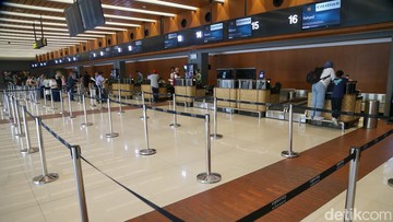 Bandara Soekarno-Hatta Tutup Sementara Akibat Abu Vulkanik Anak Krakatau