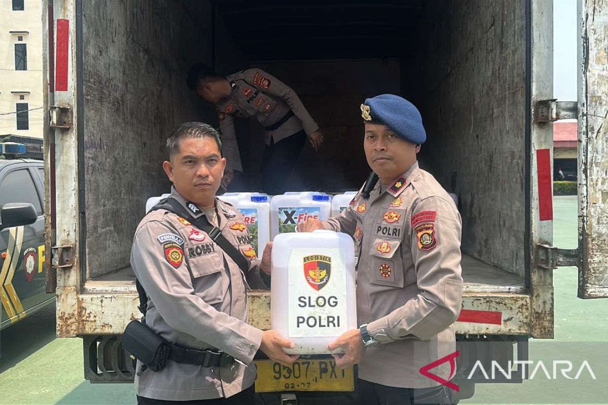 Polda Sumsel Pasok 100 Jerigen Formula X-Fire ke 11 Polres untuk Operasional Karhutla