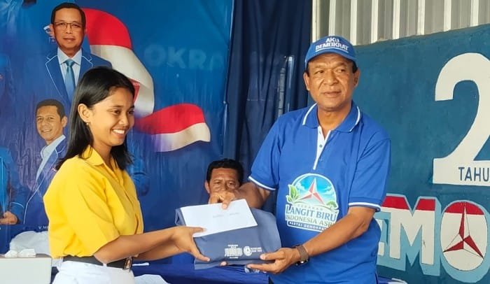 Pelajar SMAK Syuradikara Ende Patrisia Margaretha Juara 1 Lomba Pidato AHY Muda, Dapat Apresiasi dari Partai Demokrat