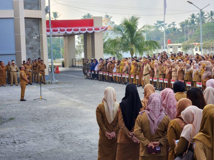 Bupati Pulau Morotai Rusli Sibua Ingatkan Pejabat: Evaluasi Kinerja Bisa Dilakukan Kapan Saja