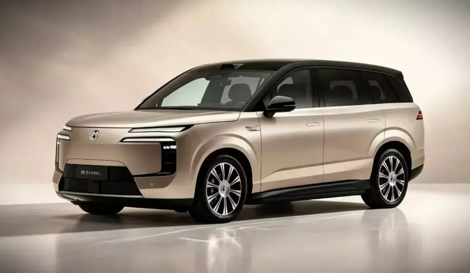 Denza N8L EV Resmi Meluncur 14 September 2026, Jarak Tempuh 906 Km Versi WLTC