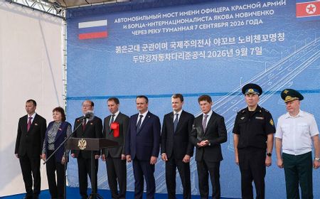 PM Rusia dan Korut Resmikan Jembatan Jalan Raya Pertama yang Menghubungkan Kedua Negara