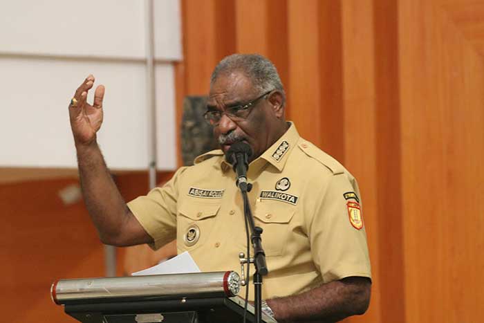Rakor PAD Kota Jayapura 2026: Wali Kota Abisai Rollo Minta OPD Buka Suara Soal Kendala Penerimaan Daerah