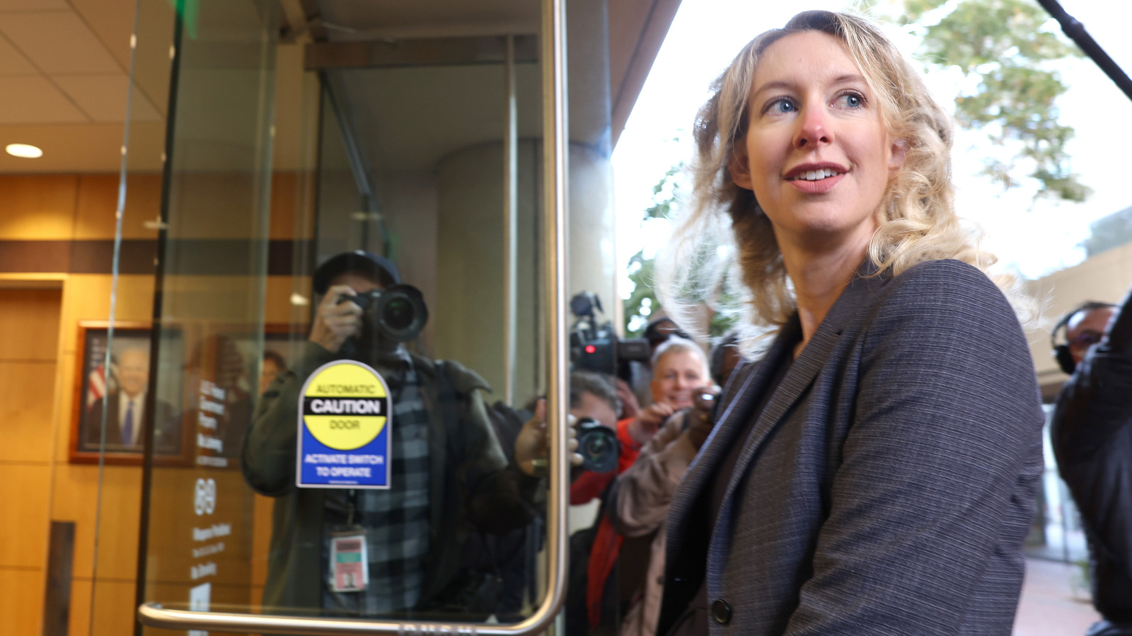Dokumenter Elizabeth Holmes 