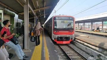 17 Perjalanan KRL Jabodetabek Dibatalkan, Rangkaian INKA iE305 Jalani Perawatan
