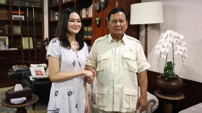 Prabowo Diminta Evaluasi Tenaga Ahli KSP Usai Pernyataan Erupsi Gunung dan HAARP