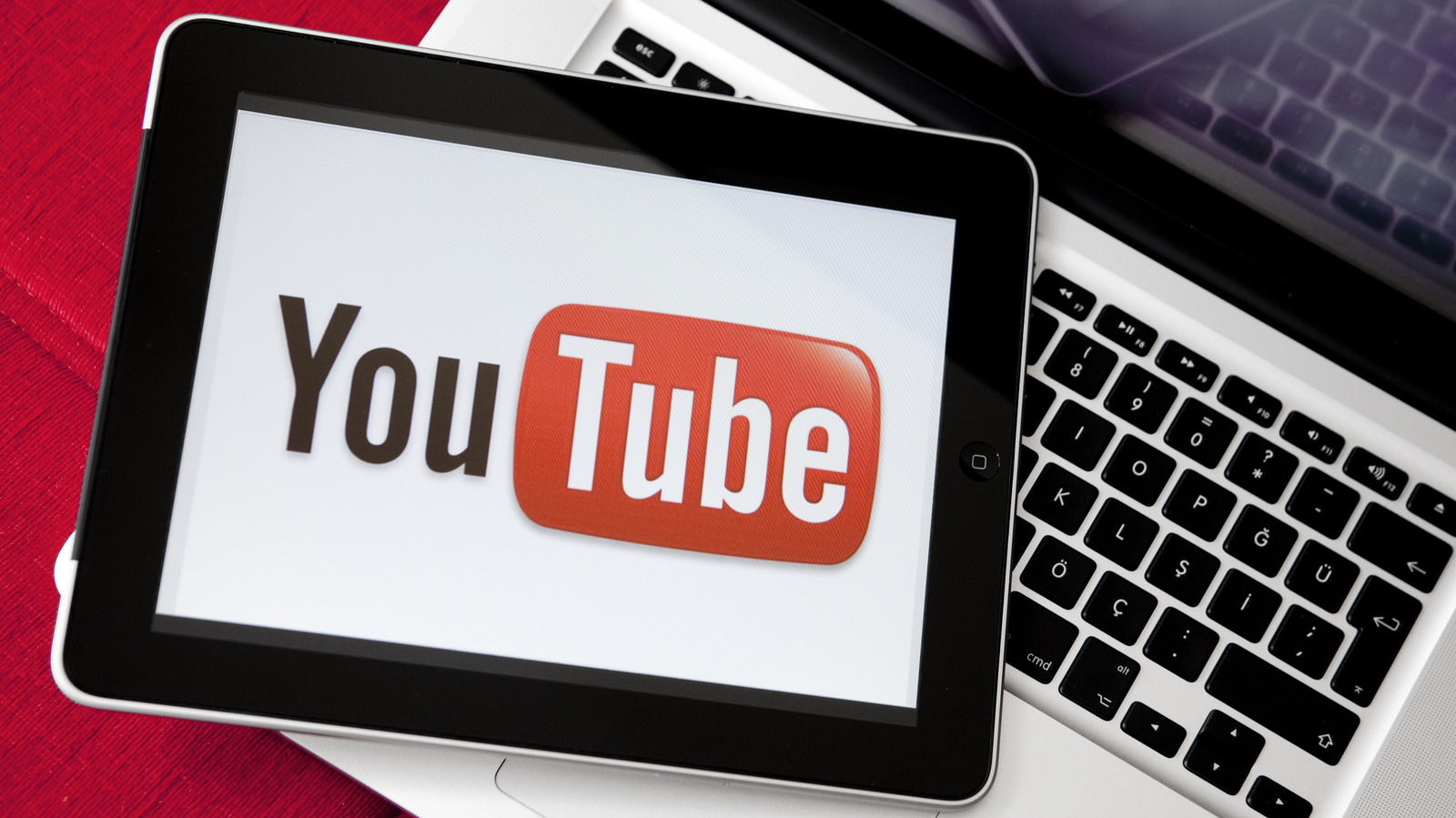 Cara Download Video YouTube Legal Hanya via Premium, Ini Syaratnya