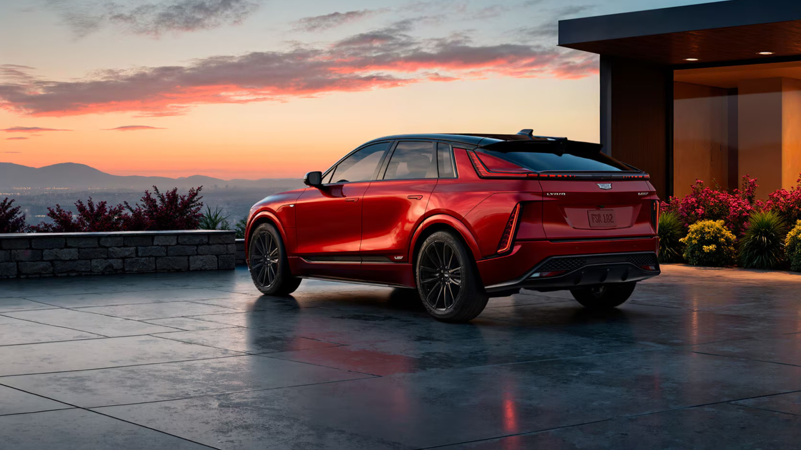 Cadillac Lyriq 2027 Jadi Satu-satunya EV GM yang Masih Dukung Apple CarPlay dan Android Auto