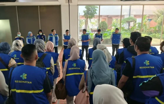 160 Tenaga Cadangan Kesehatan Kemenkes Dikerahkan ke 4 Kabupaten Flores untuk Pulihkan Trauma Gempa