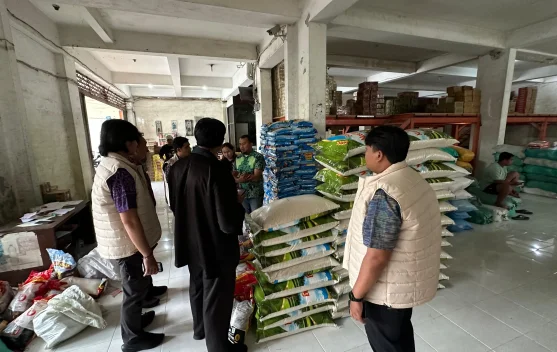 Beras Premium di Denpasar Ditemukan Dijual Rp15.800 per Kg, Satgas Pangan Polda Bali Turun ke Pasar Kreneng