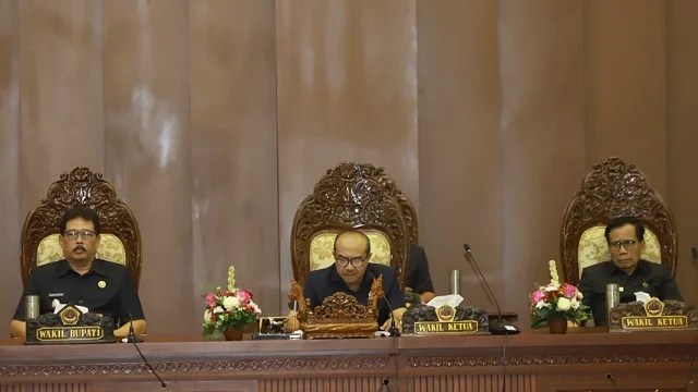 Proyek Sport Center Babakan hingga KIS Nonaktif Disorot, 4 Fraksi DPRD Gianyar Sampaikan