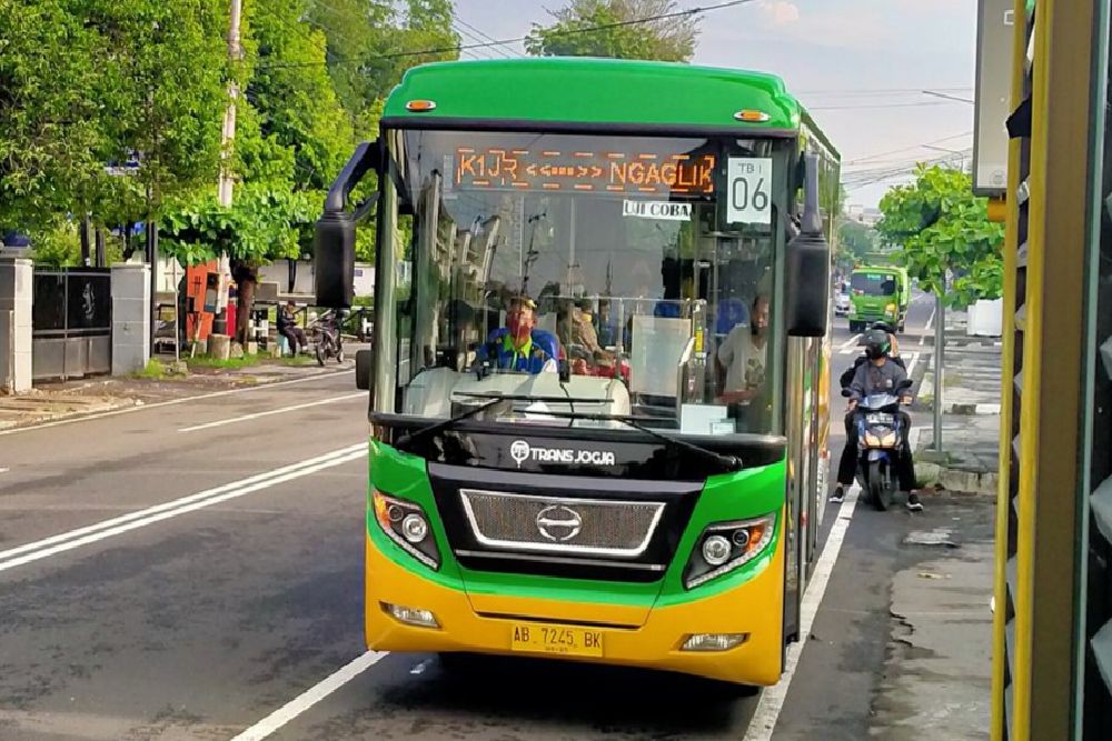 21 Rute Trans Jogja Masih Beroperasi di 2026, Tarif NonTunai Rp2.700 dan Pelajar Rp500