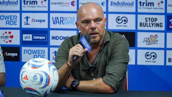 Johnny Jansen Sebut Adaptasi Pemain Baru Bali United Belum Selesai, Cuaca hingga Laga Tandang Jadi Ujian