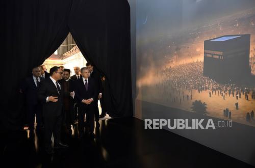 Kemenhaj Jajaki Penerbangan Langsung ke Uzbekistan untuk Wisata Religi