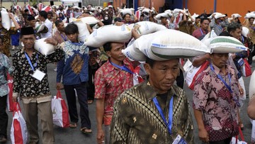 Bansos Beras 30 Kg untuk 33 Juta Warga Disalurkan Bulog, Anggaran Rp 17 Triliun