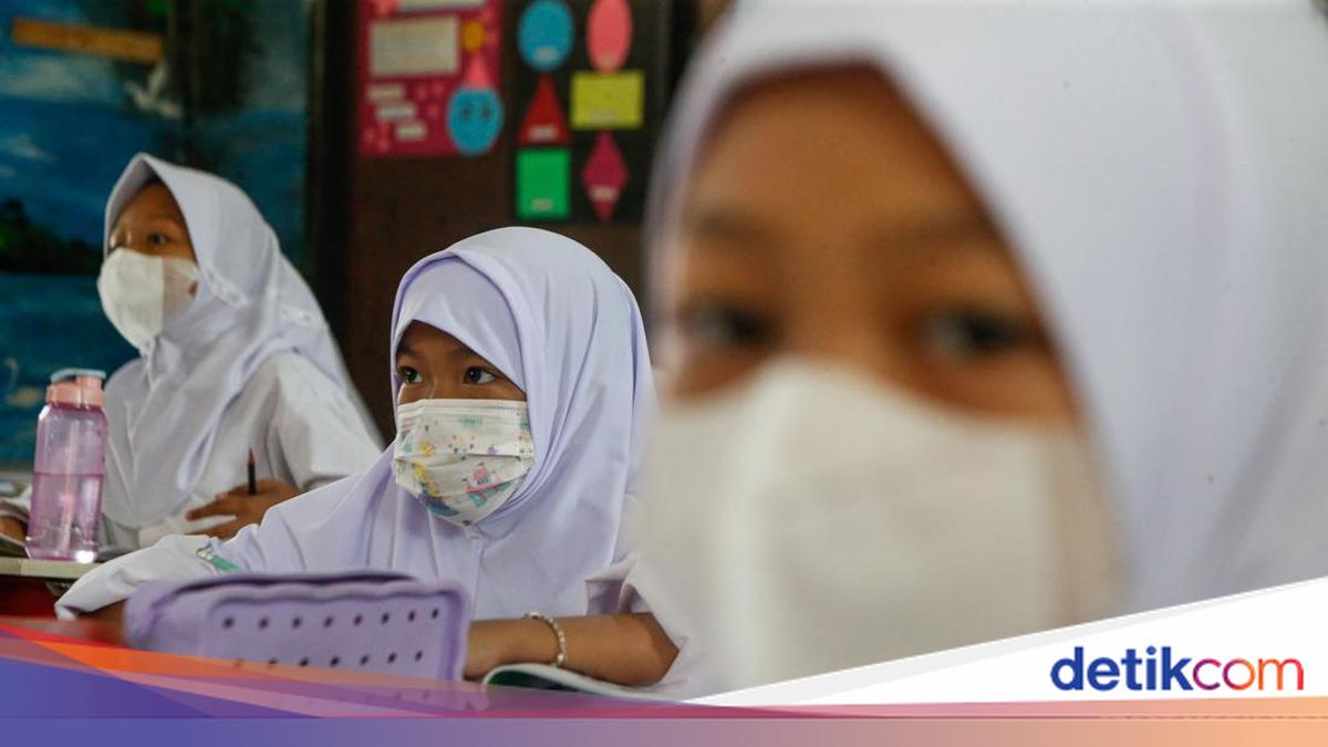 Erupsi Anak Krakatau Membuncah, Pemprov Lampung Kembali Terapkan PJJ Dua Hari untuk Pelajar