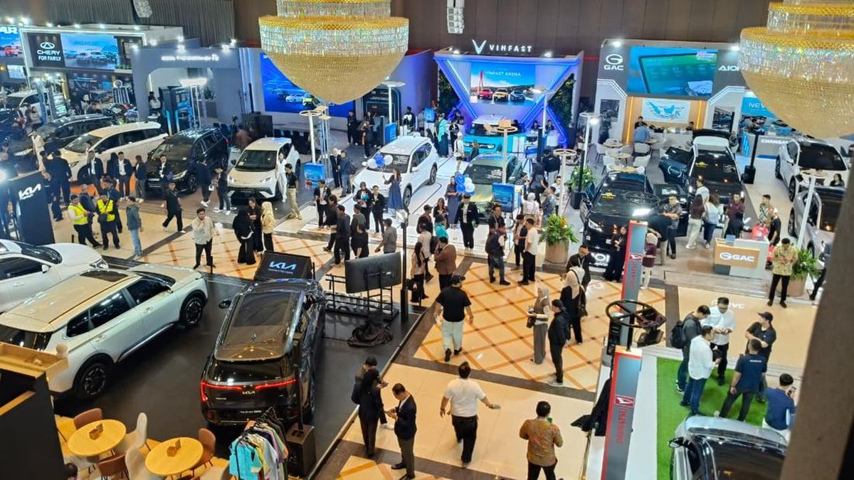 GIIAS Bandung 2026 Resmi Dibuka, Diskon BBNKB 10 Persen untuk Pembelian Mobil Baru