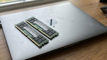 Pria Australia Temukan 2 TB RAM DDR4 di Garasi, Nilainya Capai Rp 188 Juta