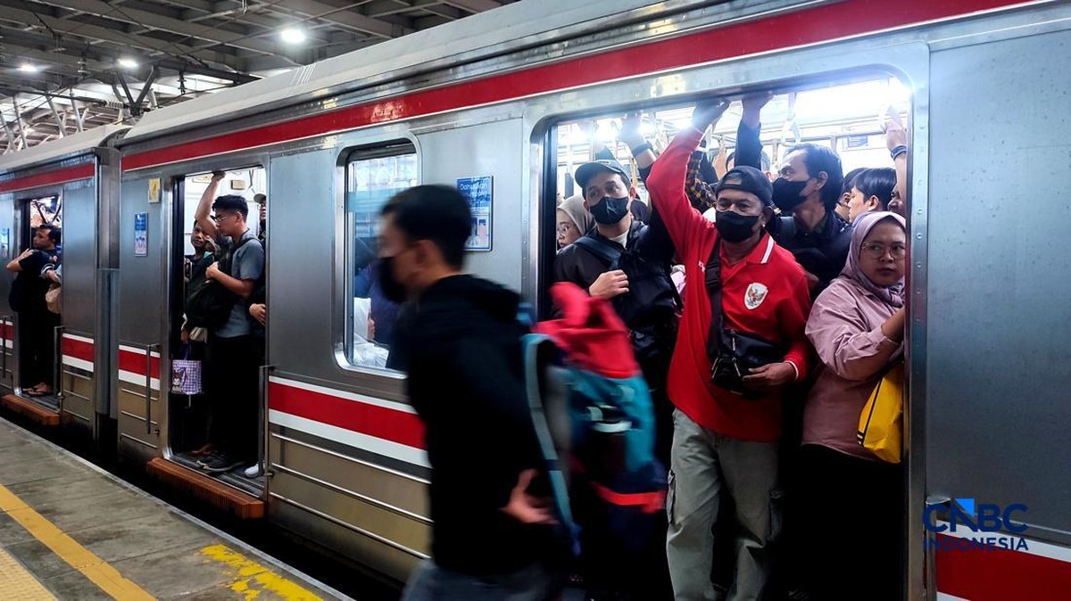 KRL Bogor Tambah 13 Perjalanan per Hari, Atasi Kepadatan Usai Chaos
