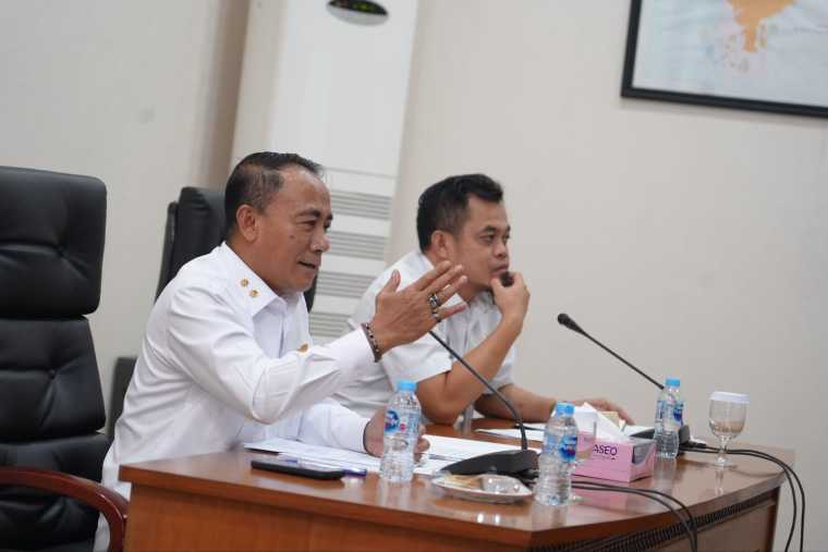 Wagub Kalbar Krisantus Kurniawan Minta Perusahaan Sawit Perkuat Pencegahan Karhutla di 38.000 Hektare Lahan Terbakar
