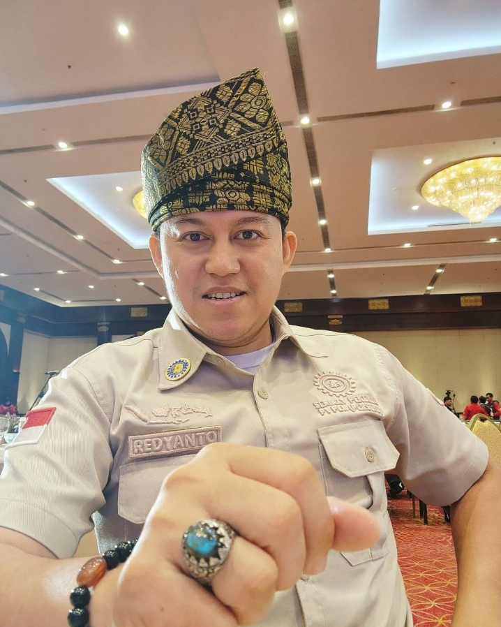 Serikat Pekerja PLN Gugat Wacana BUMN EBT Baru, Sebut Langgar Putusan MK