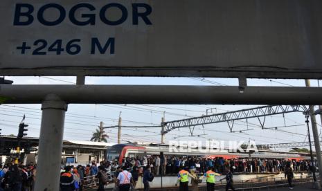 KAI Commuter Tambah 13 Perjalanan Bogor, Basoetta Dikurangi Jadi 52