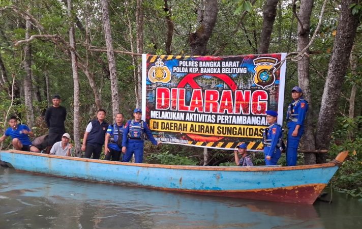 Polres Bangka Barat Imbau Penambang Hentikan Rajuk Tower di DAS Kampak, Sebagian Ponton Ditarik Keluar