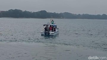 Pencarian 5 Jurnalis Hilang di Selat Sunda, Warga Pesisir Banten Ikut Bantu
