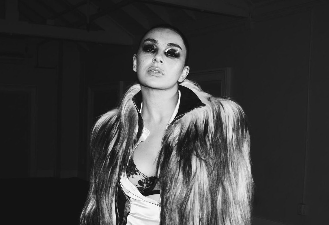 Charli xcx Umumkan Tur Eropa 6 Kota, Mulai Februari 2027