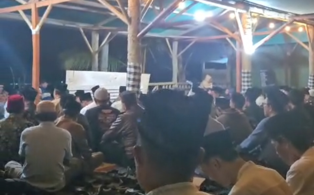 Doa Bersama di Dermaga Carita untuk 5 Jurnalis dan 3 Kru Kapal Arupadhatu 1 yang Hilang Kontak Sejak 7 September