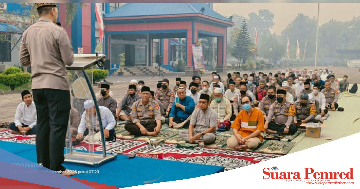 Universitas PGRI Pontianak Gelar Salat Istisqa Bareng Polsek dan Politeknik Aisyiyah, Kapolresta Pimpin Khutbah