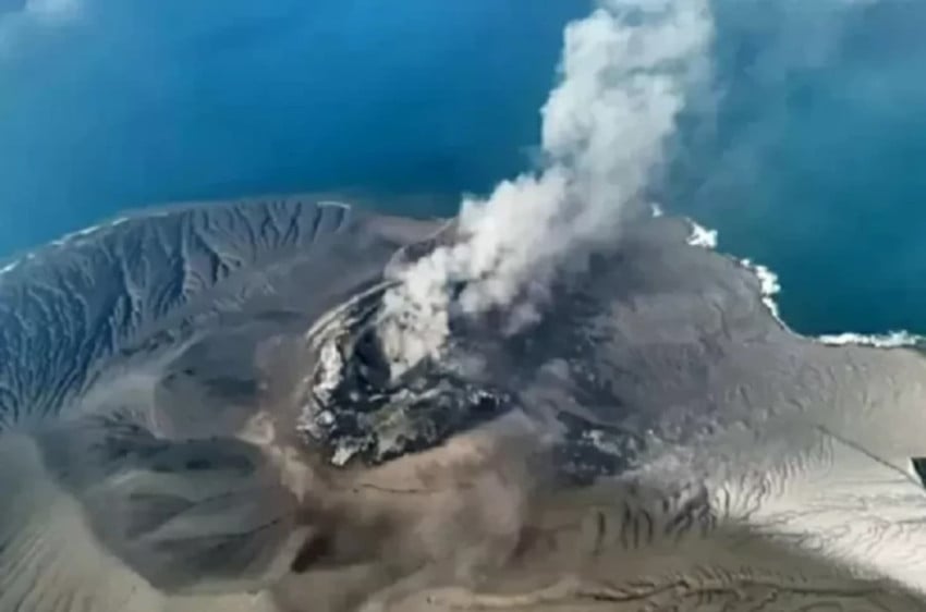 Abu Vulkanik Bisa Menyuburkan Tanah dan Laut, Ini Penjelasannya