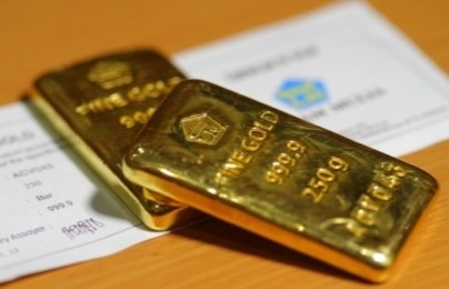 Harga Emas Dunia Melonjak 1,06 Persen ke US$4.400,49, Pasar Ramai-ramai Antisipasi Kenaikan Suku Bunga The Fed