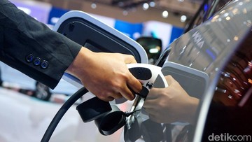 Kenapa Asuransi Mobil Listrik Lebih Mahal? Ini Penjelasan Asuransi Astra