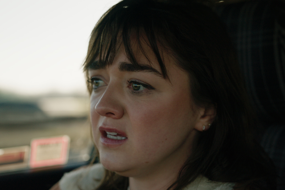 Maisie Williams Kejar Bom di Royal Albert Hall di Film Ignition