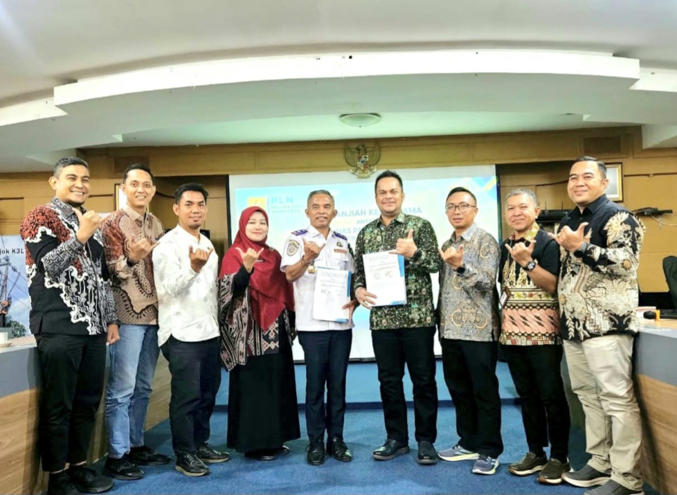 PLN-Pemkab Padang Pariaman Sepakati Pembenahan Lampu Jalan
